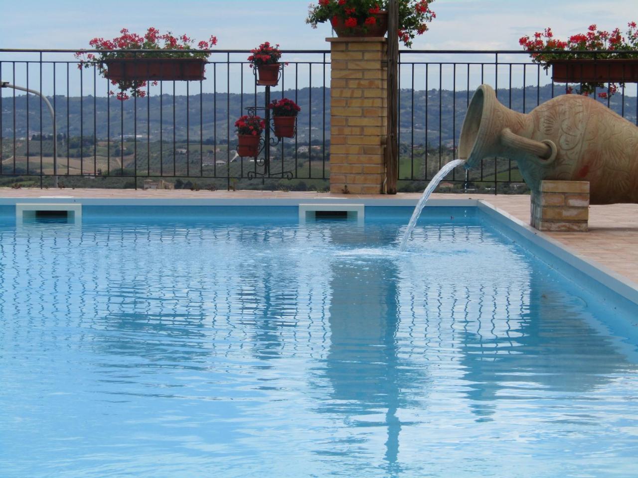 Hotel Opera' Moscufo Dış mekan fotoğraf